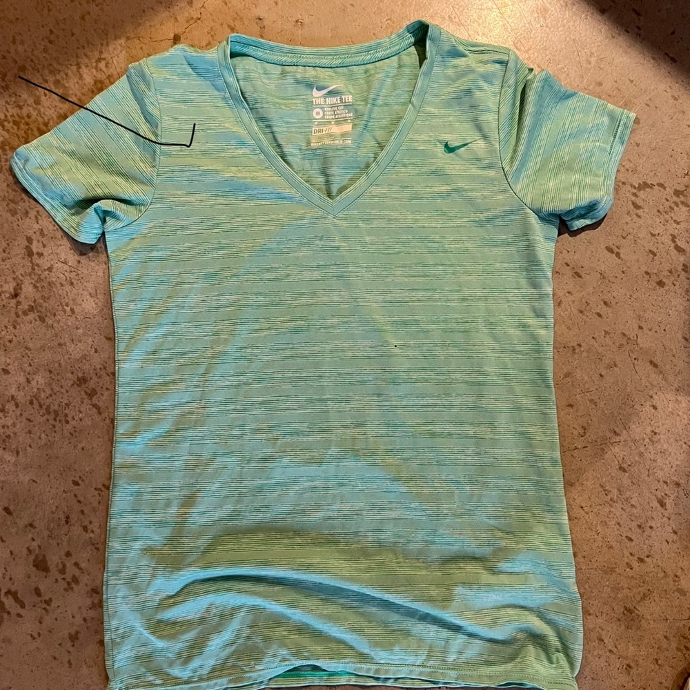 NIKE DRI-FIT SHIRT
